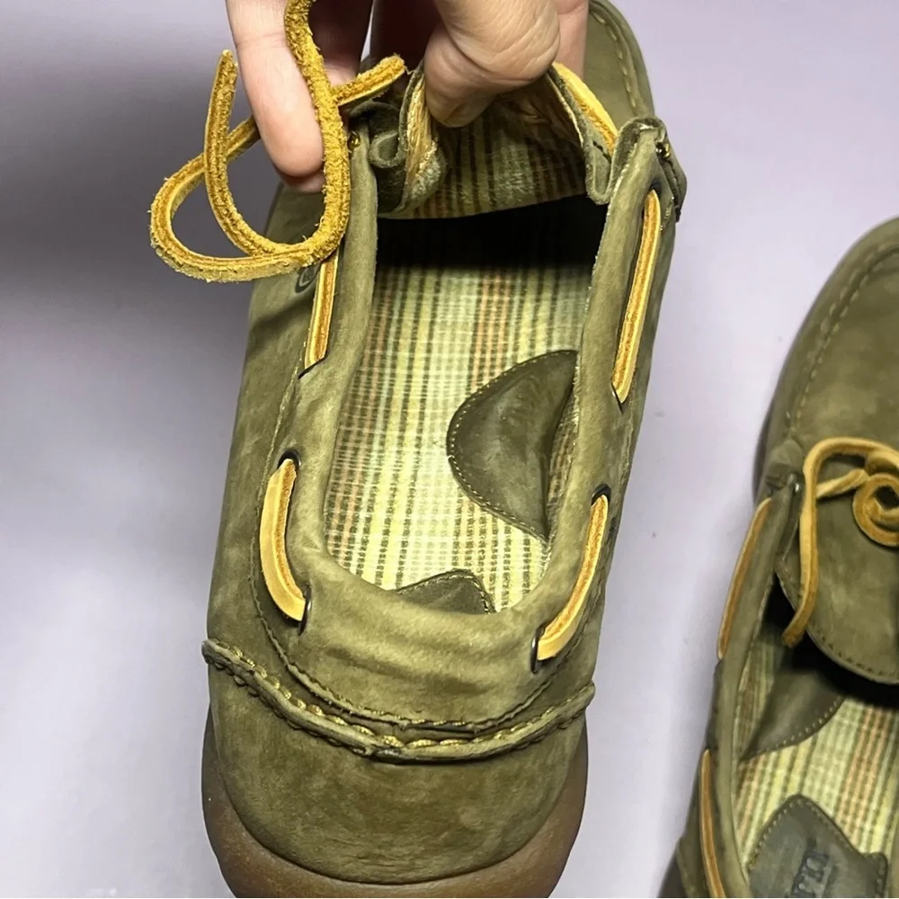 Born Naturals 9 1/2 Men's Lace Up Loafer Outdoor Sole Shoes Olive Green Brown